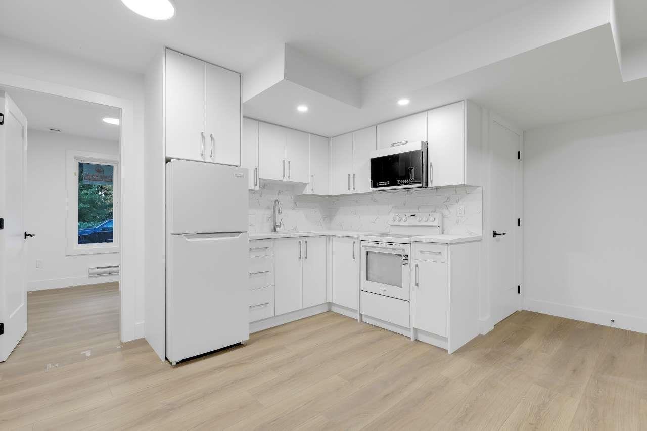 102 14755 68a Avenue Property Photo 7