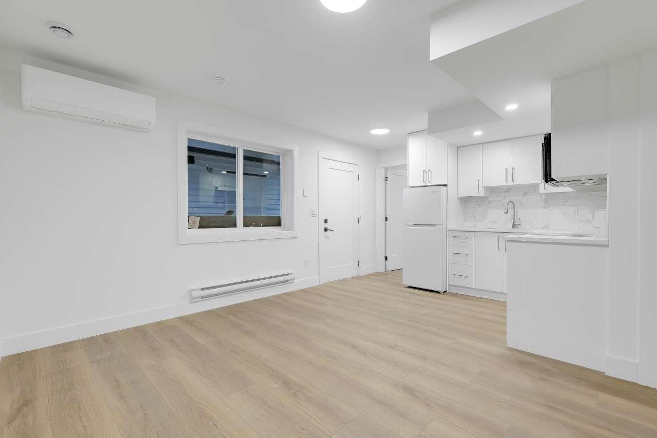 102 14755 68a Avenue Property Photo 8