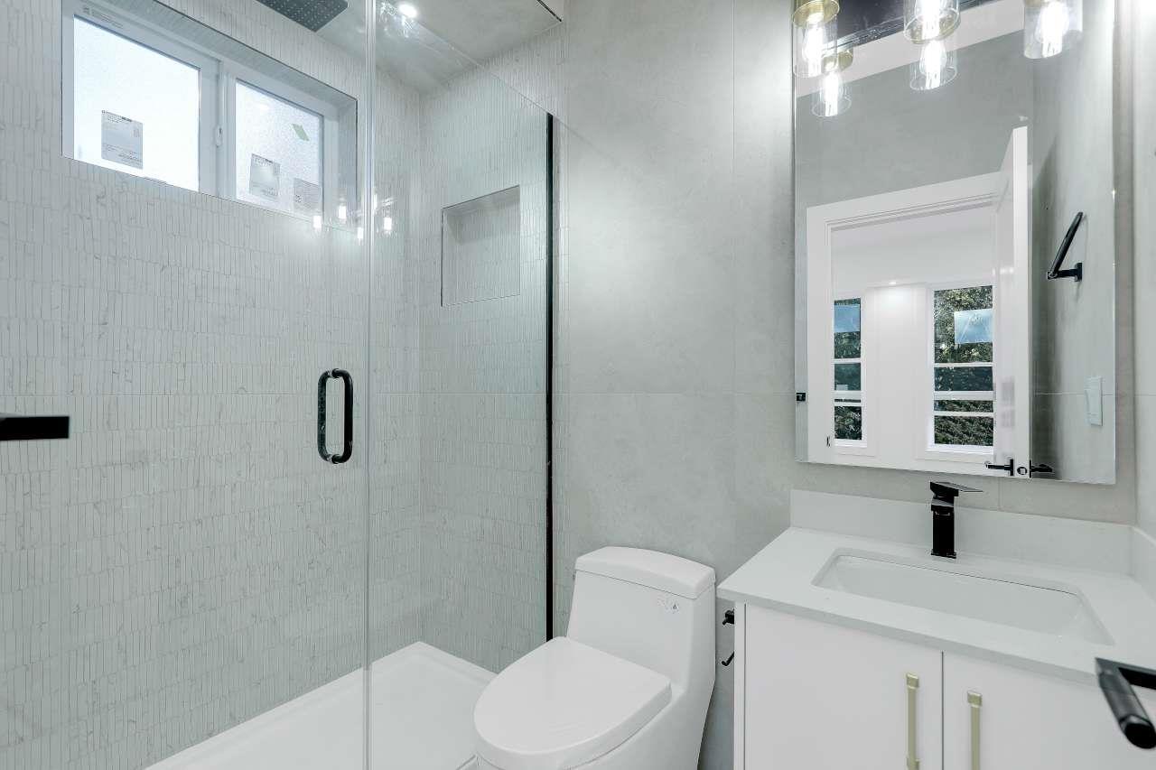 102 14755 68a Avenue Property Photo 19
