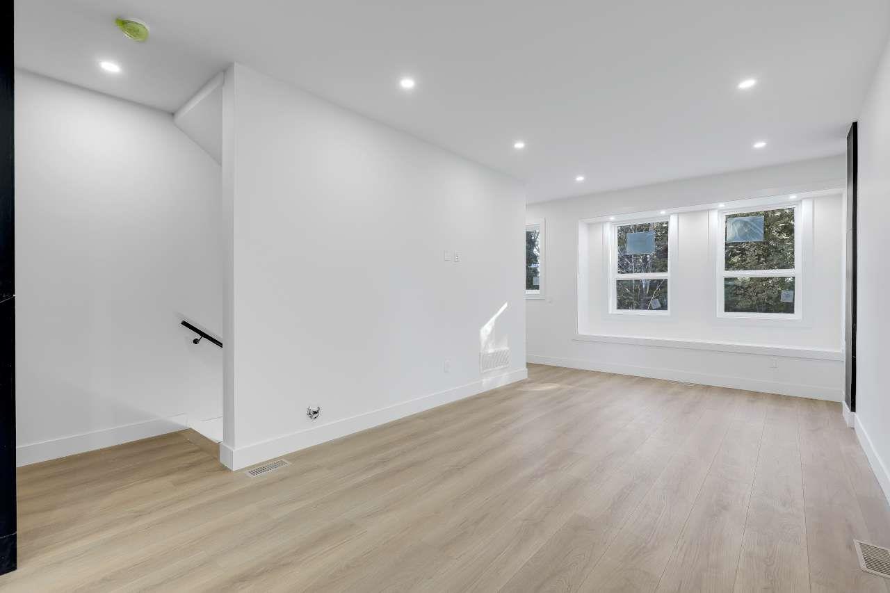 102 14755 68a Avenue Property Photo 30