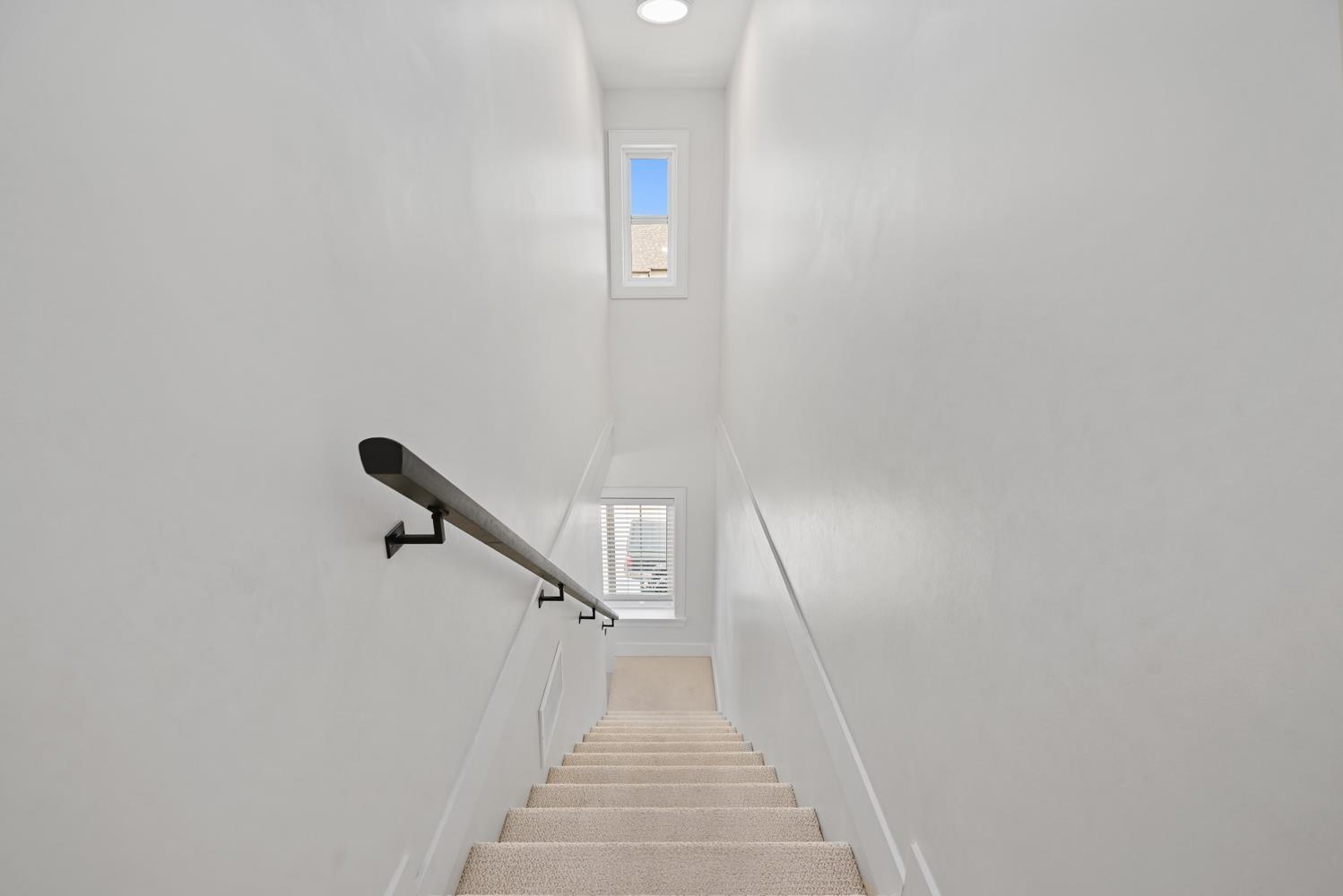 37 20189 84 Avenue Property Photo 17