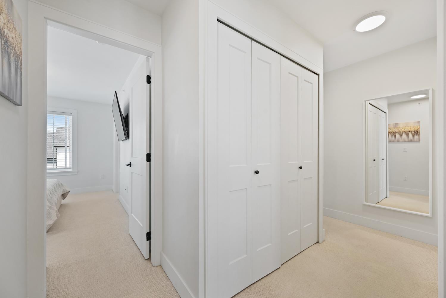 37 20189 84 Avenue Property Photo 18
