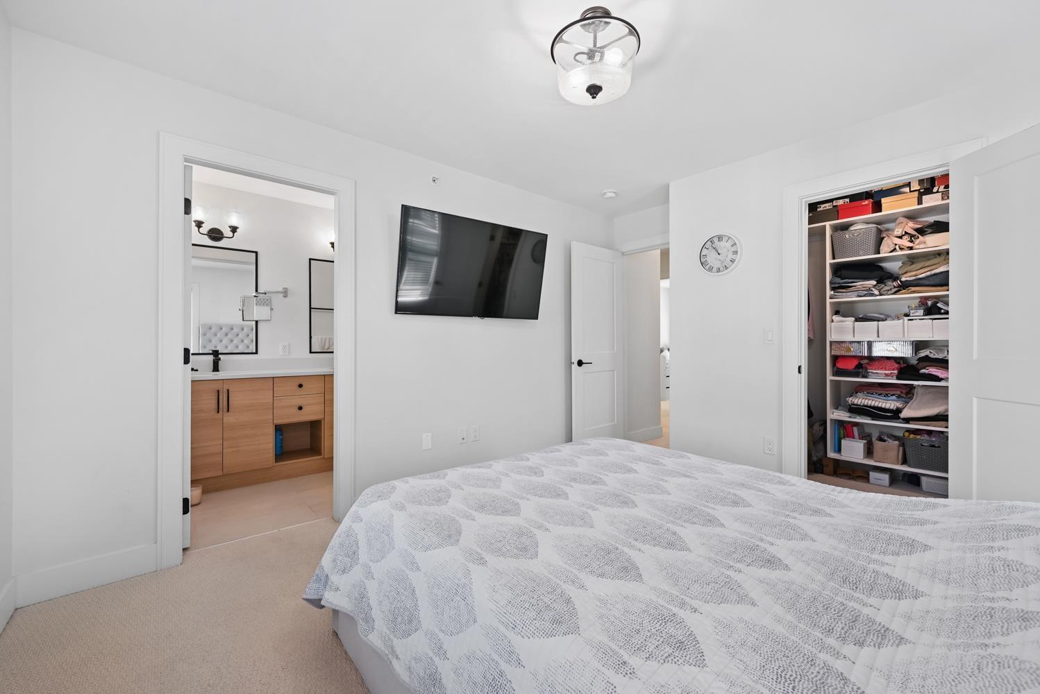 37 20189 84 Avenue Property Photo 20