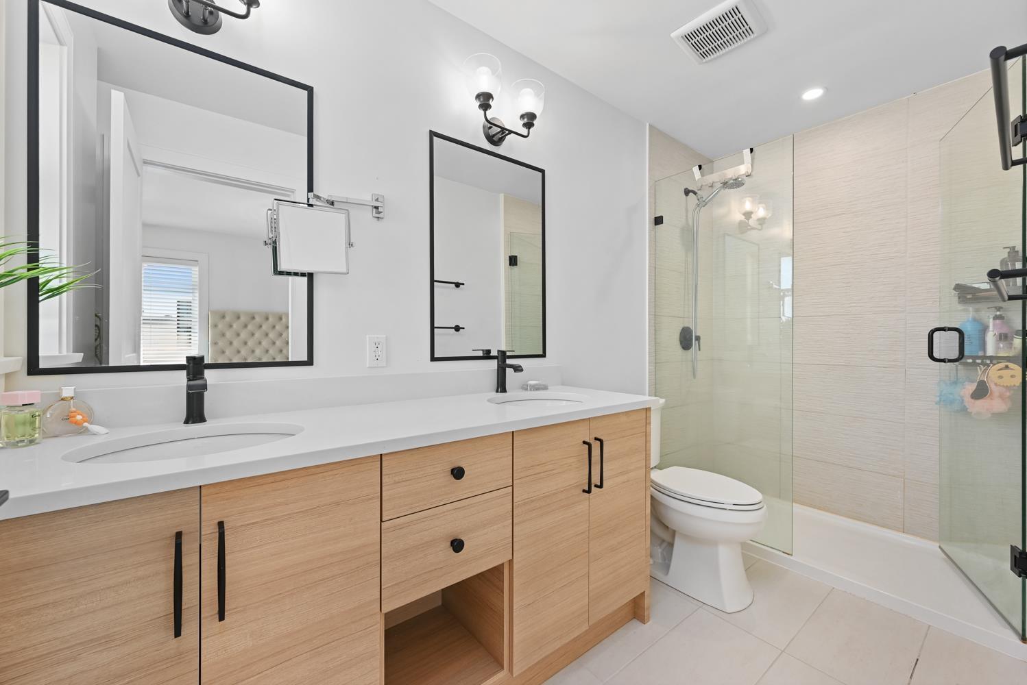 37 20189 84 Avenue Property Photo 23
