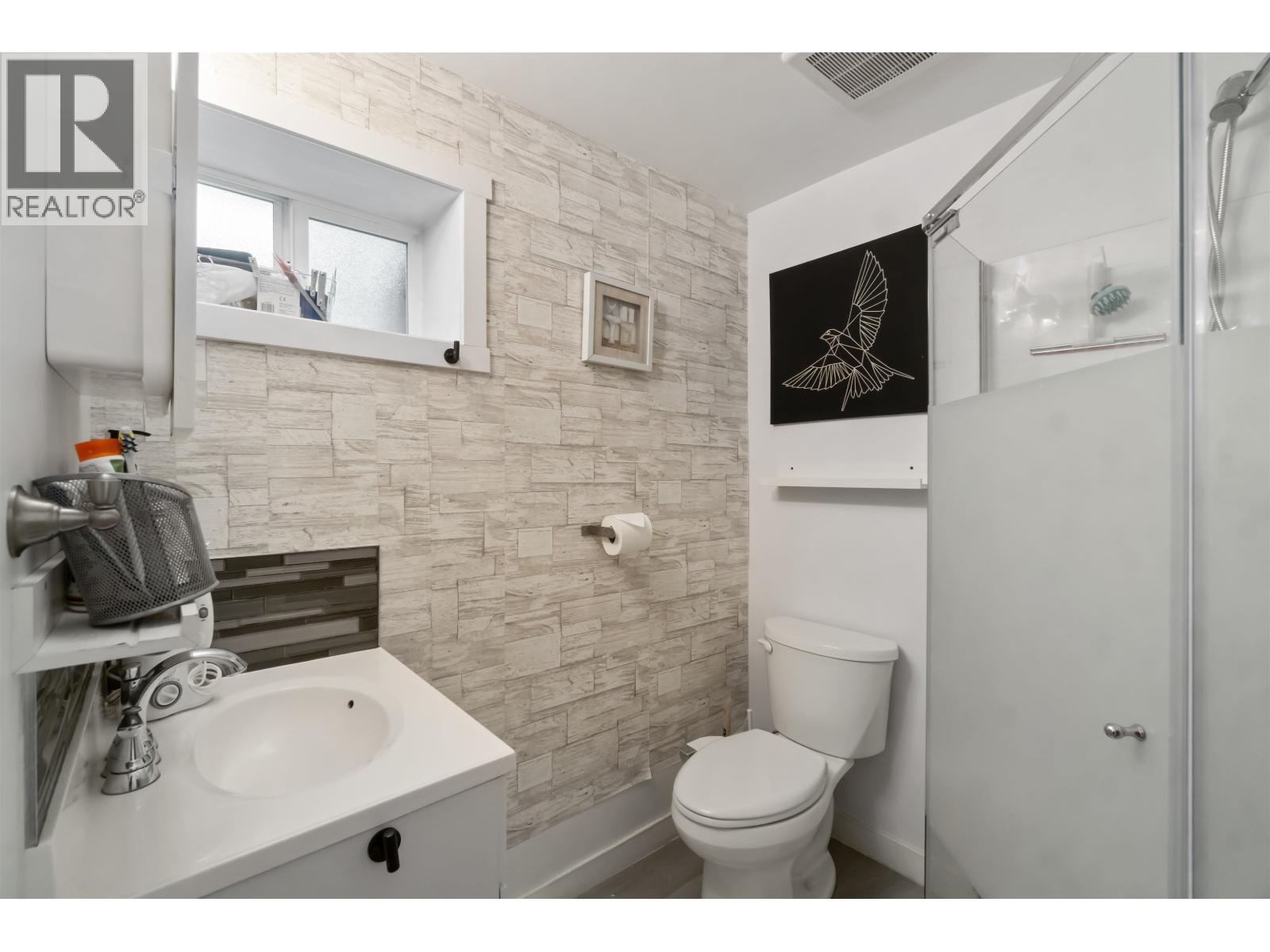 309 Gloucester Court Property Photo 19
