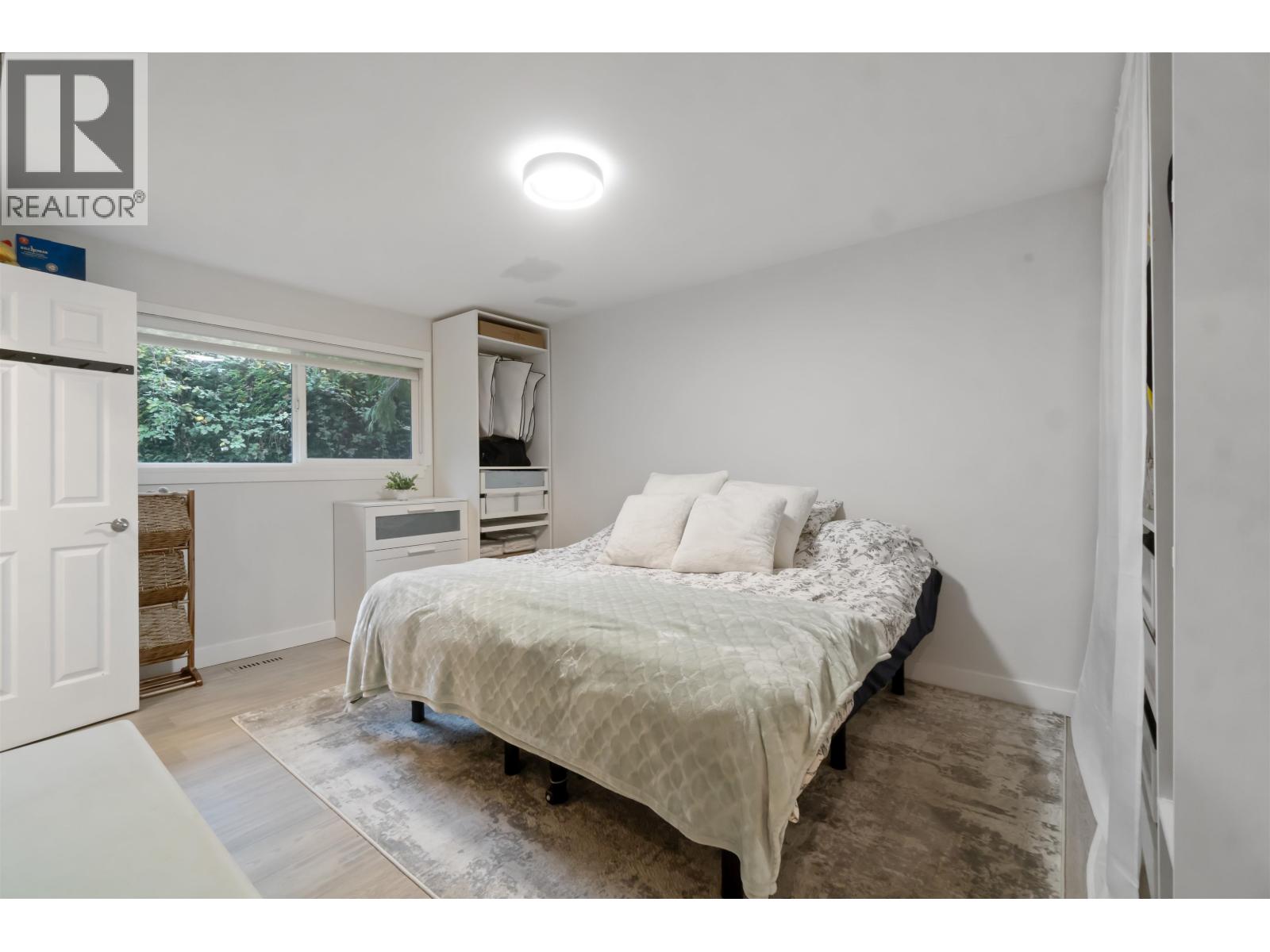 309 Gloucester Court Property Photo 31