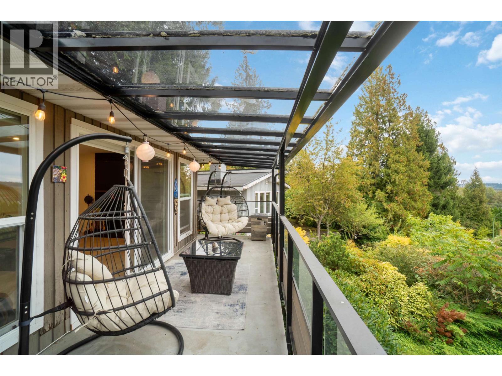 309 Gloucester Court Property Photo 36