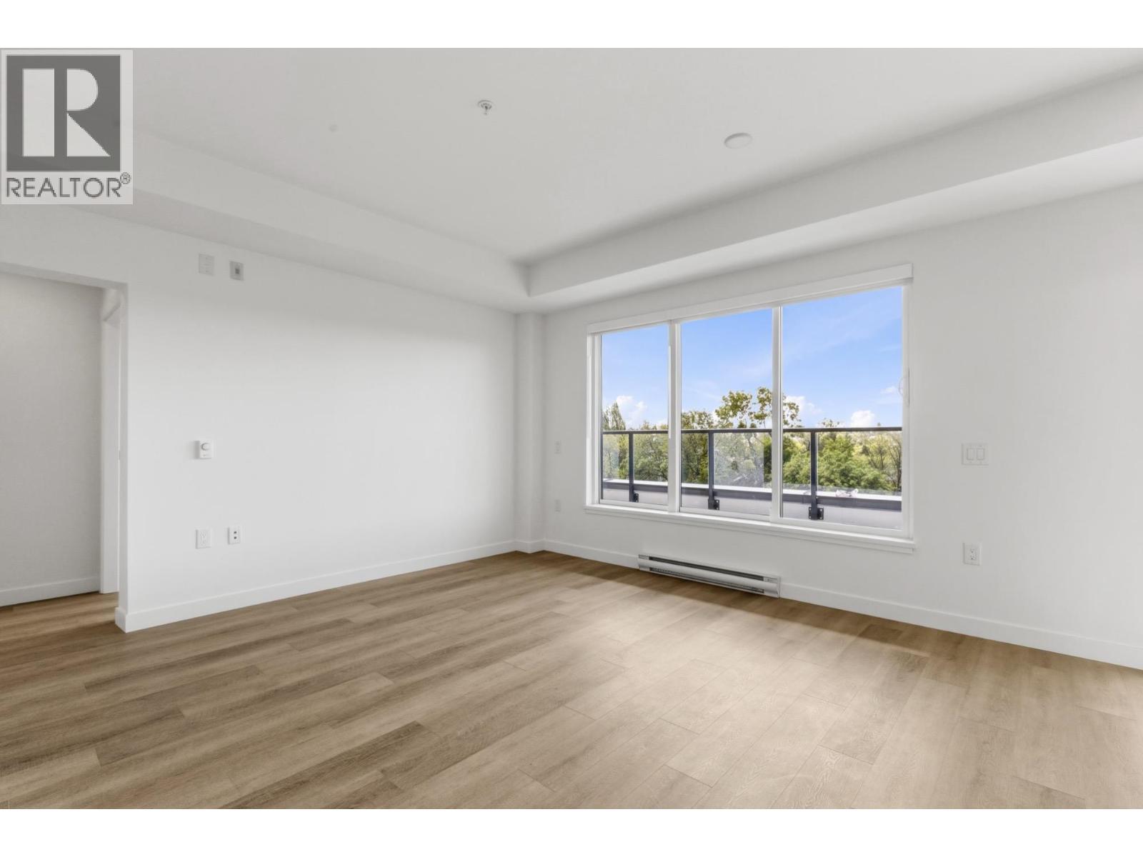 501 2268 E Broadway Property Photo 12