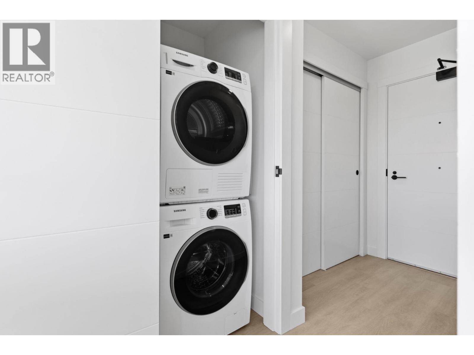 501 2268 E Broadway Property Photo 18