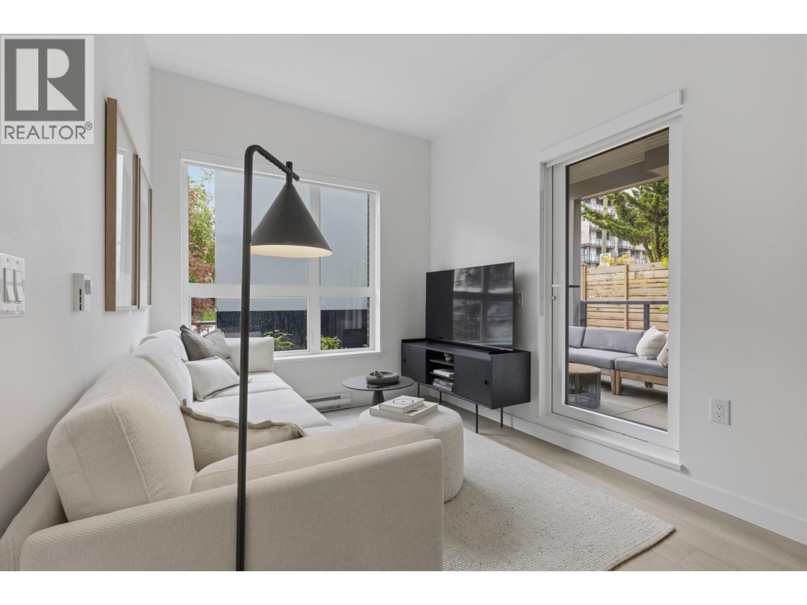 107 2268 E Broadway Property Photo 6
