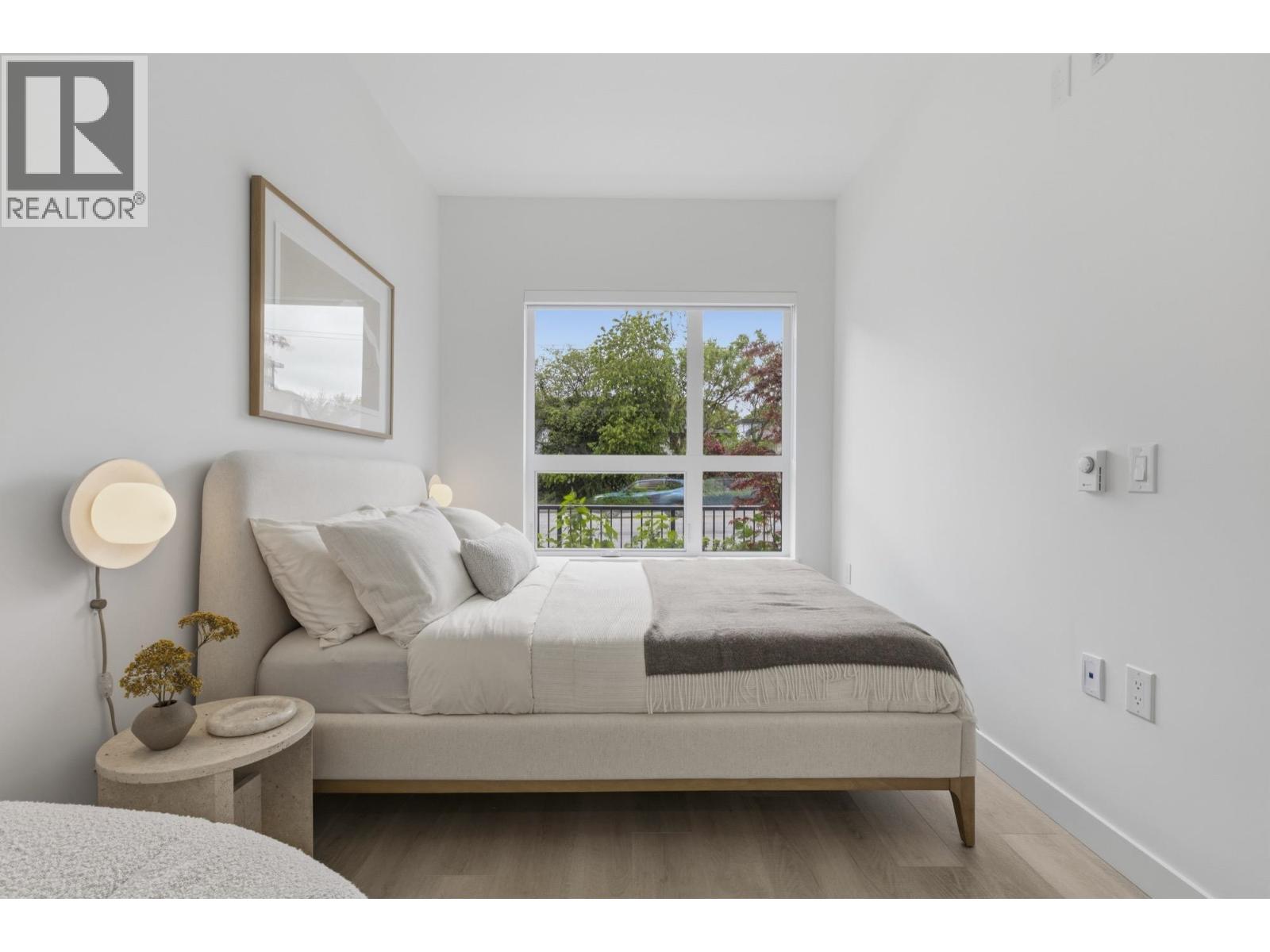 107 2268 E Broadway Property Photo 10