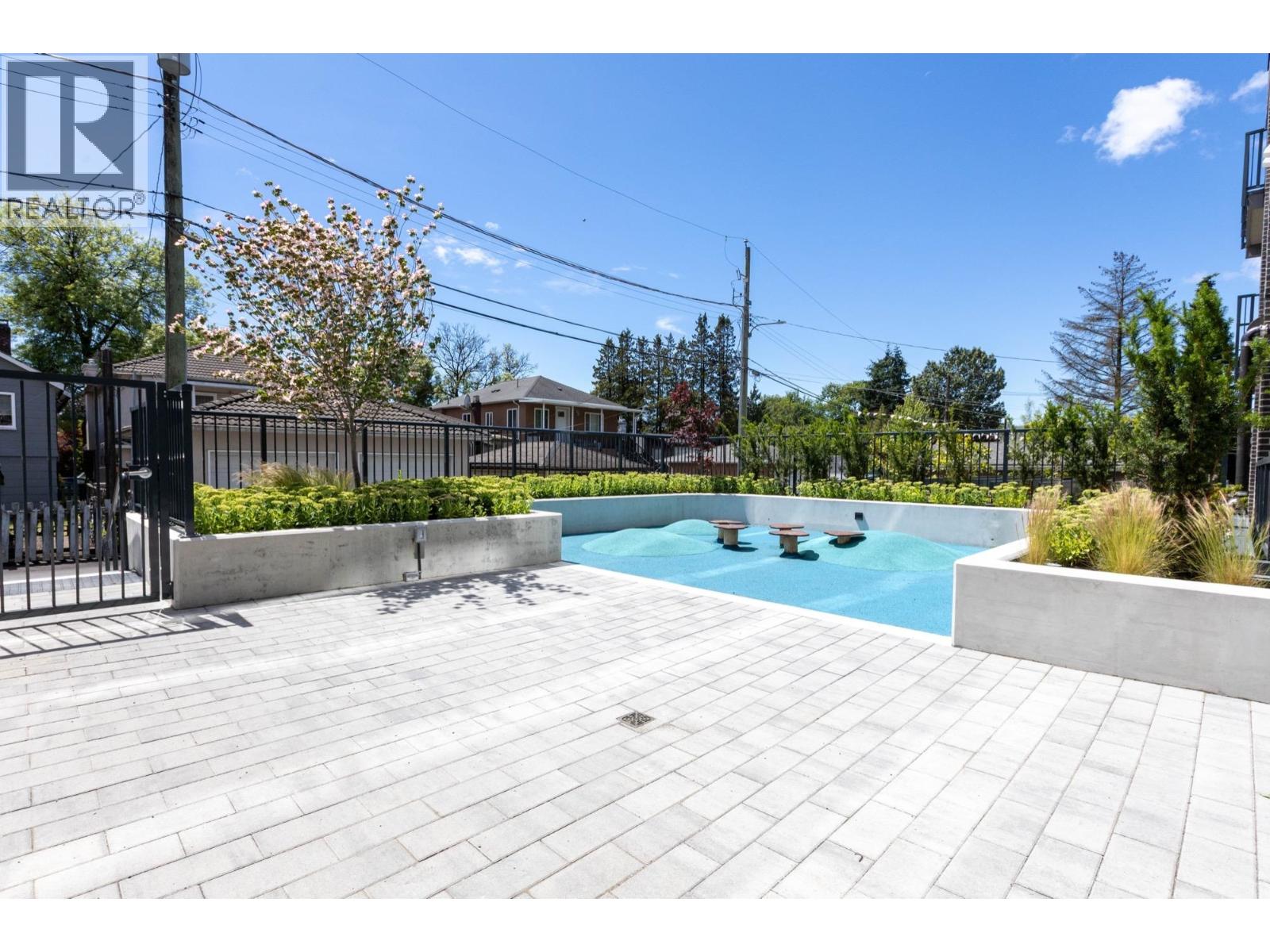 107 2268 E Broadway Property Photo 27