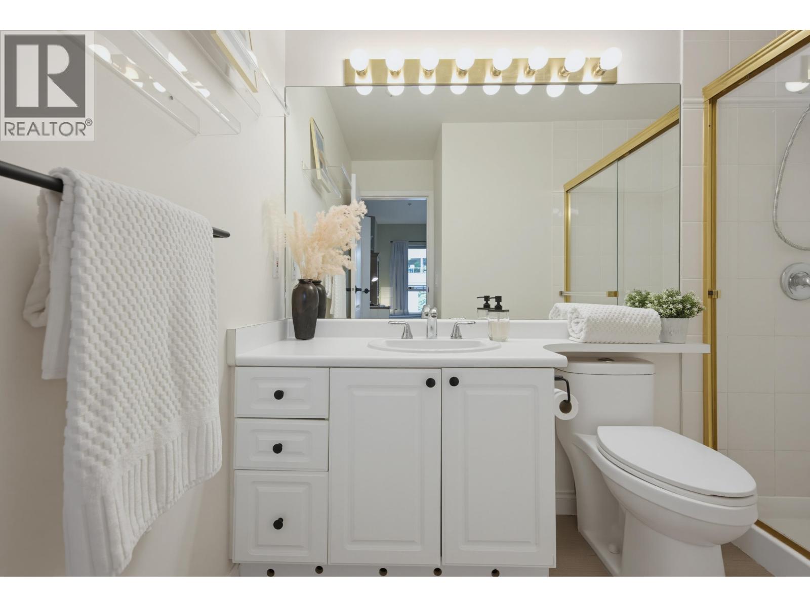 229 5735 Hampton Place Property Photo 24