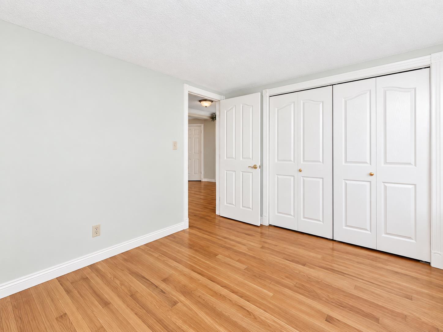 10446 Fraserglen Drive Property Photo 29