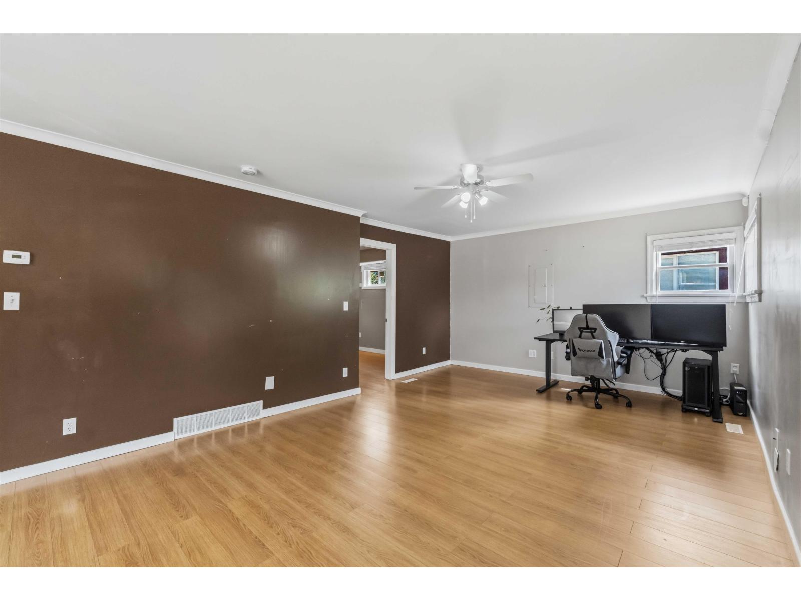 2304 Mouldstade Road Property Photo 4