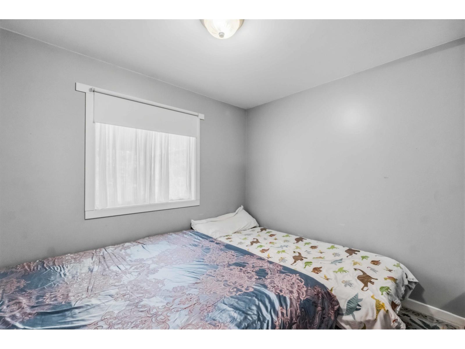 2304 Mouldstade Road Property Photo 15