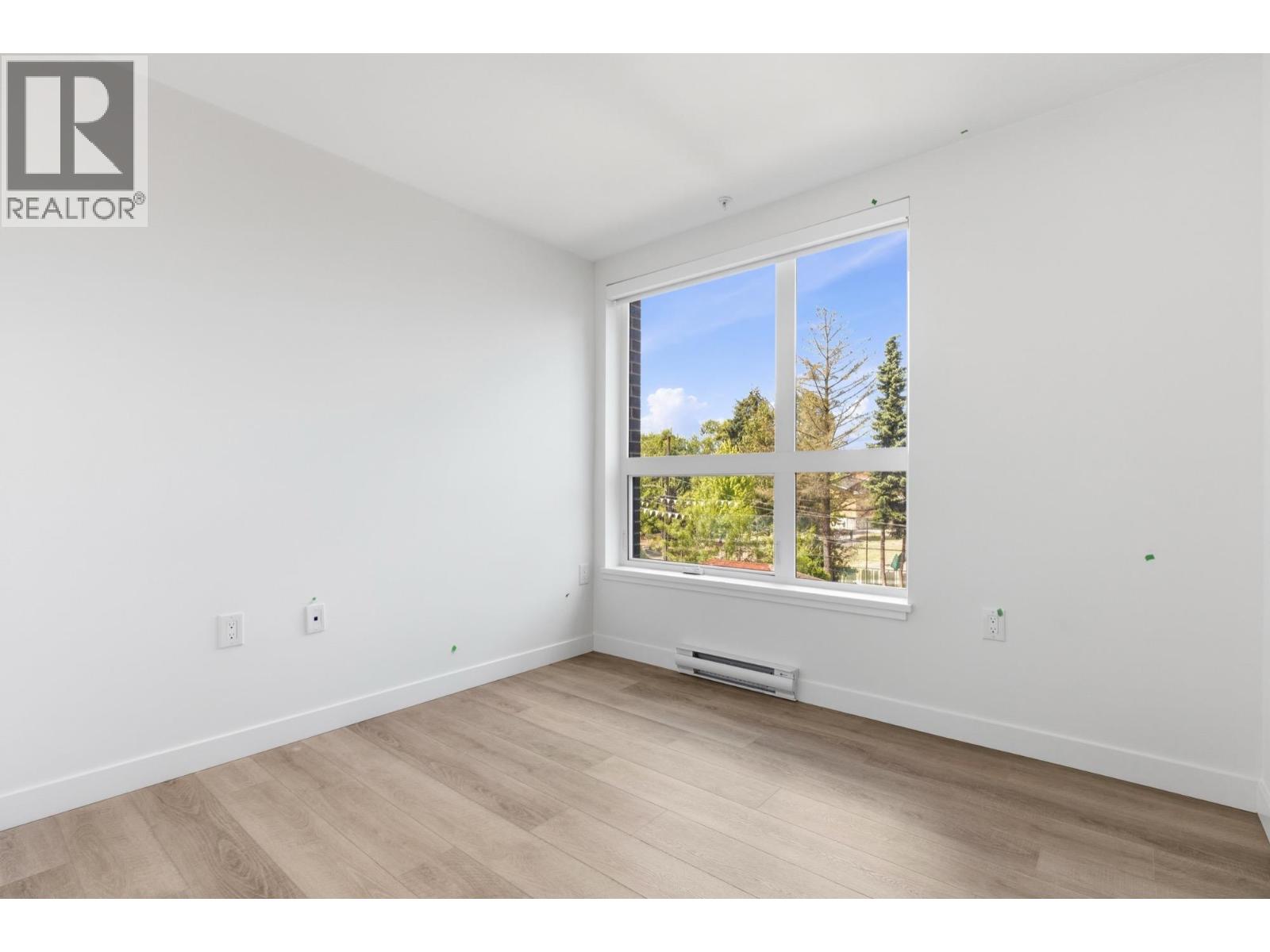 202 2268 E Broadway Property Photo 9