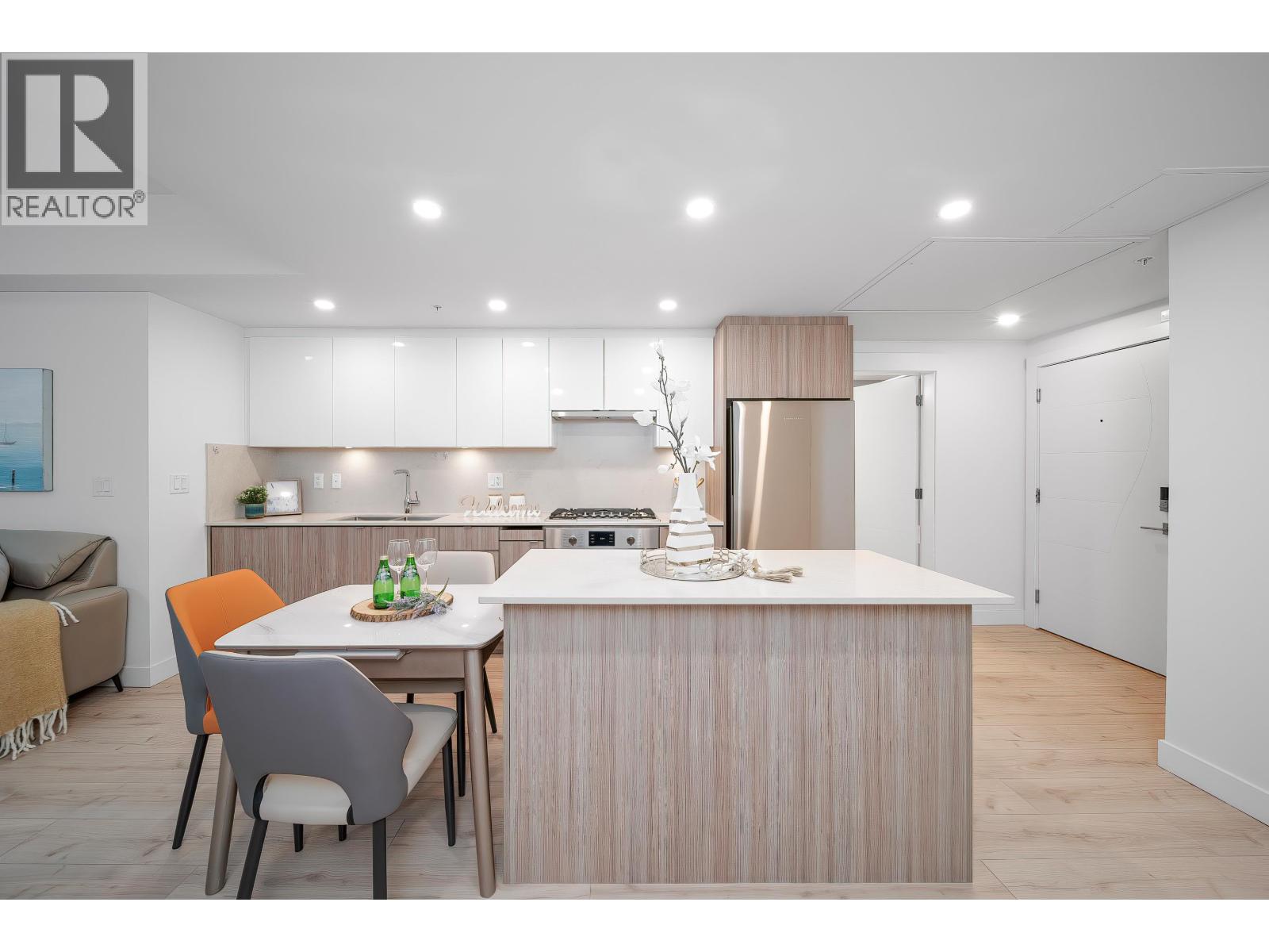 307 8428 Park Road Property Photo 9