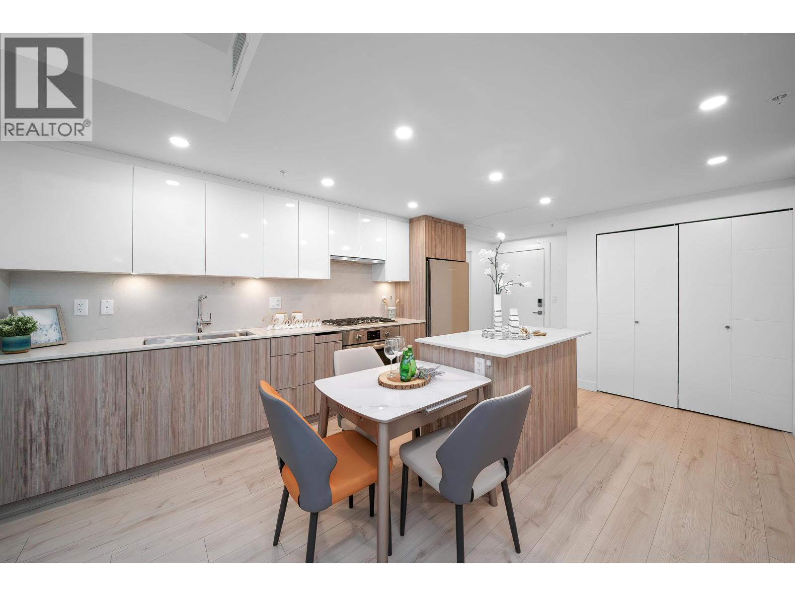 307 8428 Park Road Property Photo 10