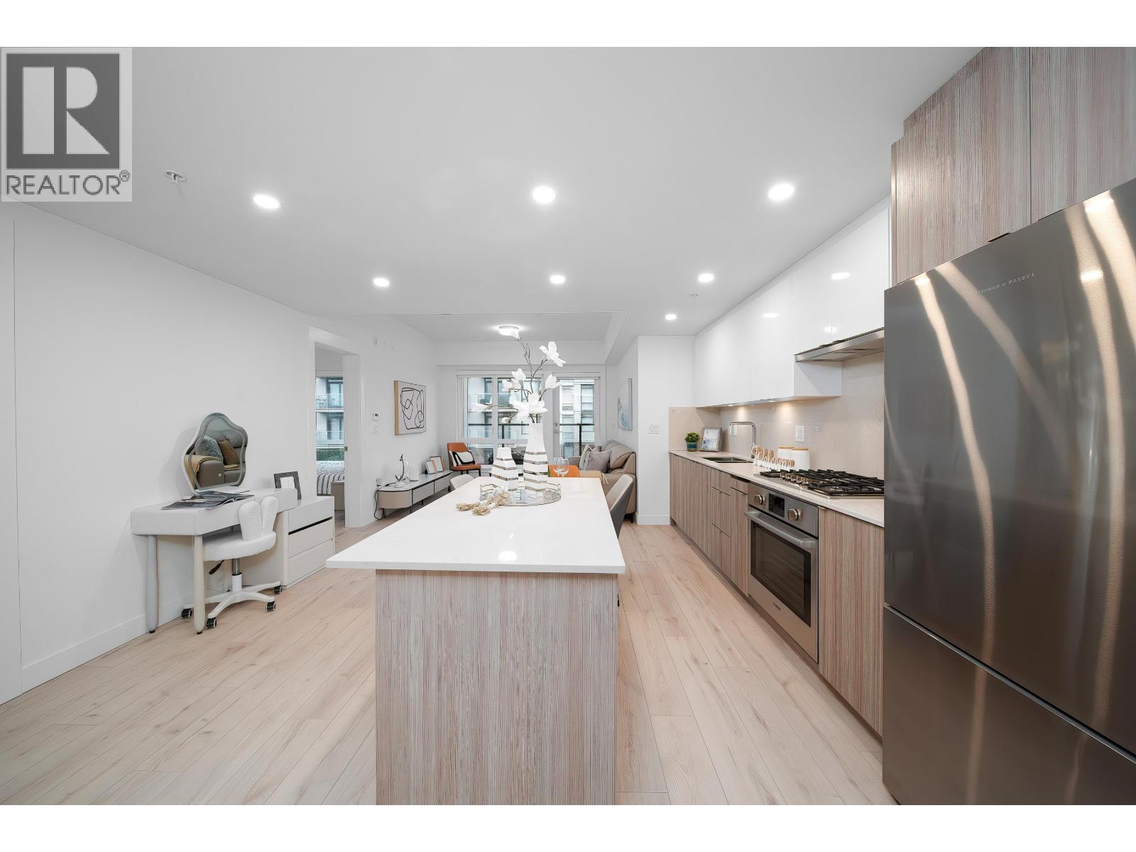 307 8428 Park Road Property Photo 11