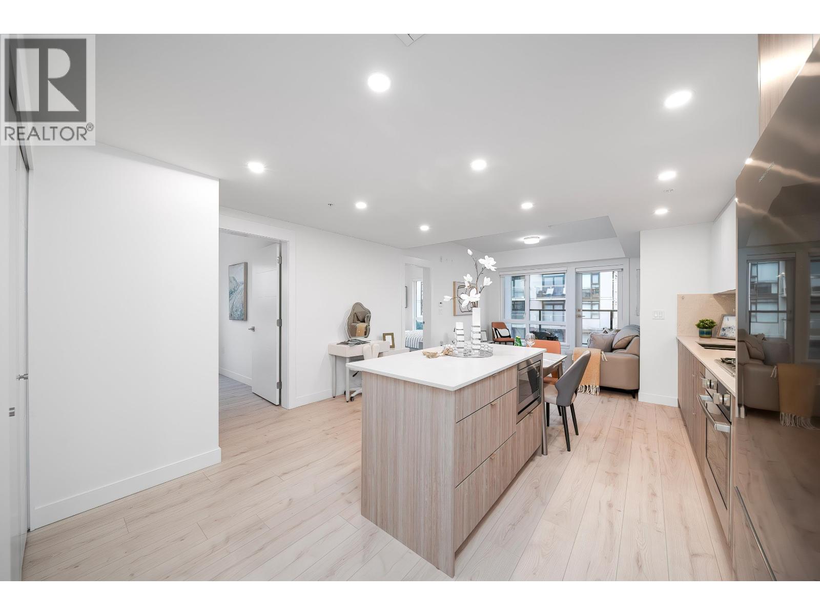 307 8428 Park Road Property Photo 13