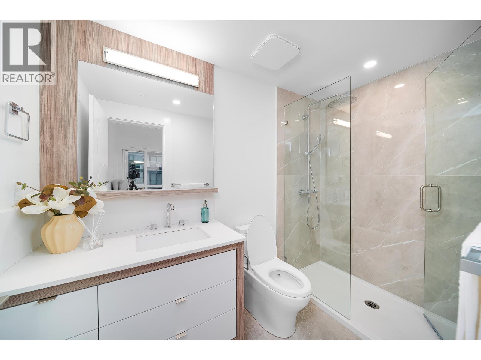 307 8428 Park Road Property Photo 17