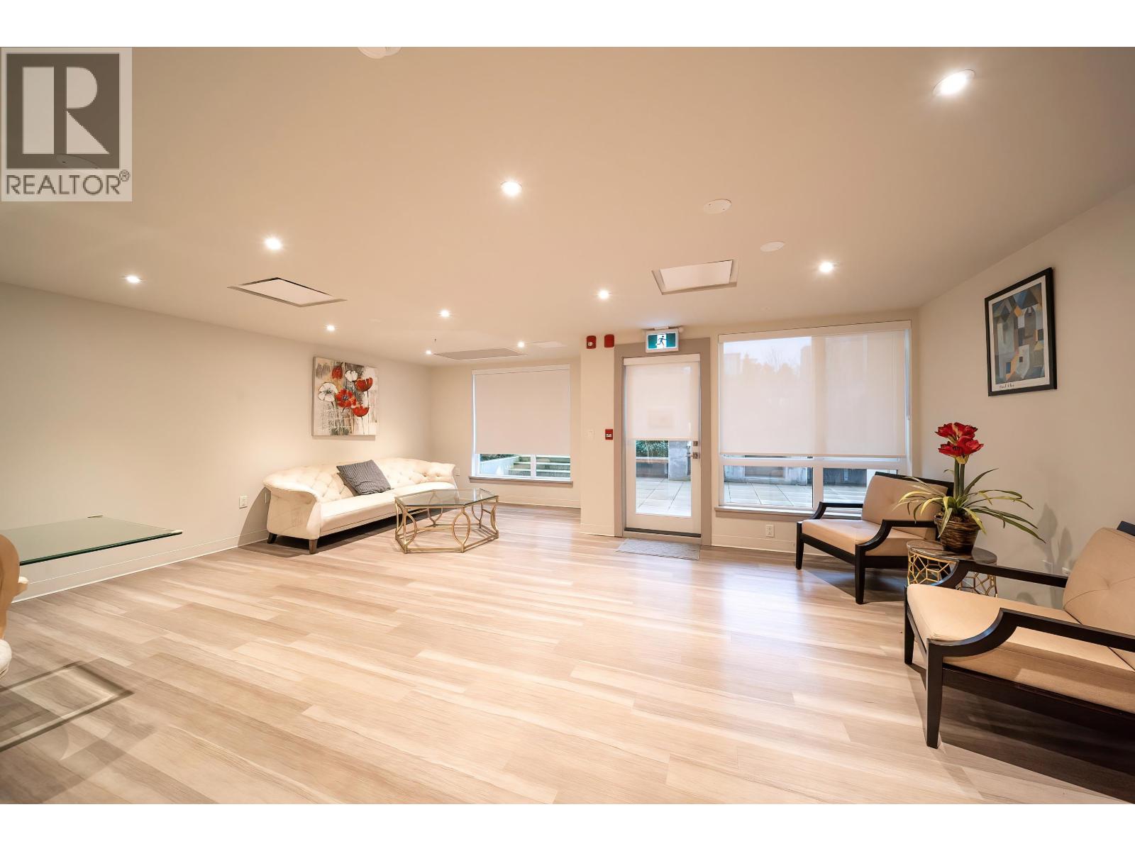 307 8428 Park Road Property Photo 26