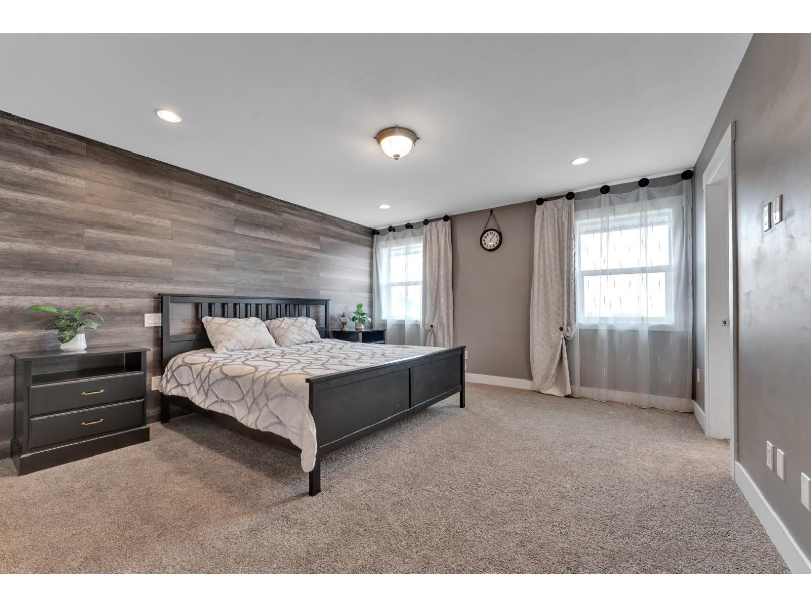 6185 Rexford Drive Property Photo 19