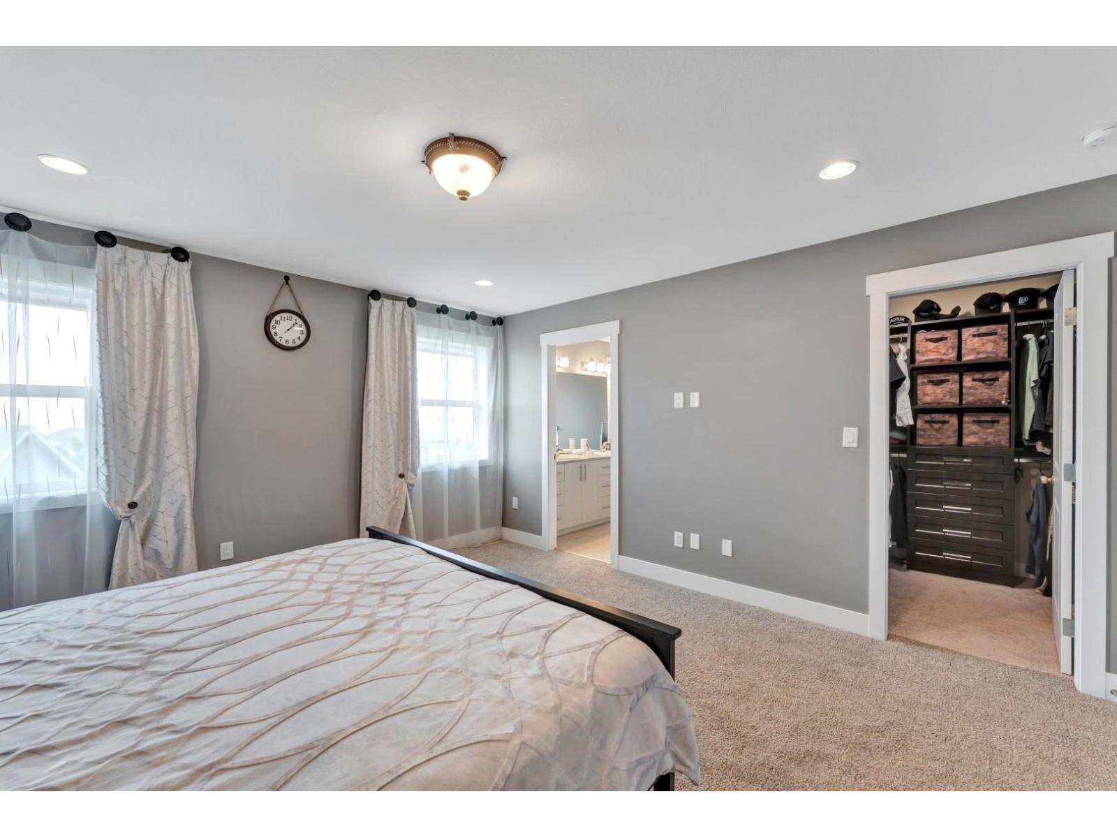 6185 Rexford Drive Property Photo 21