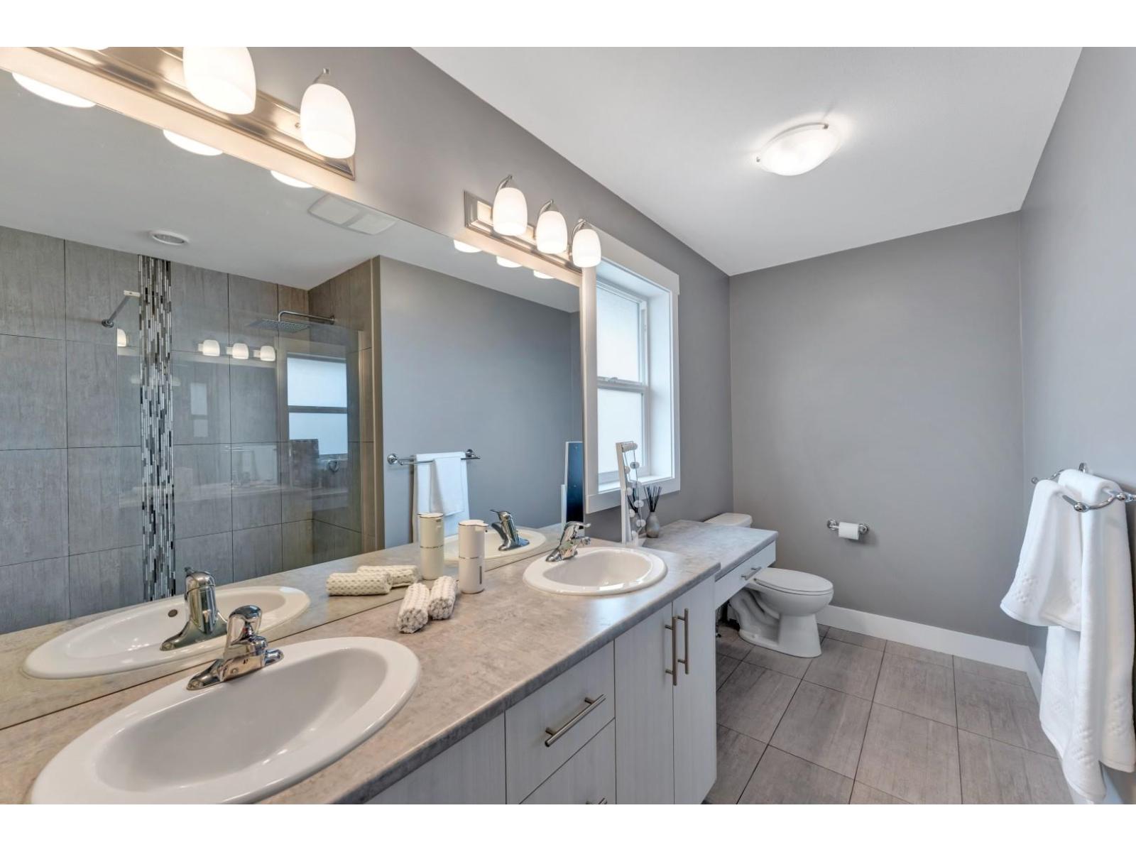 6185 Rexford Drive Property Photo 22