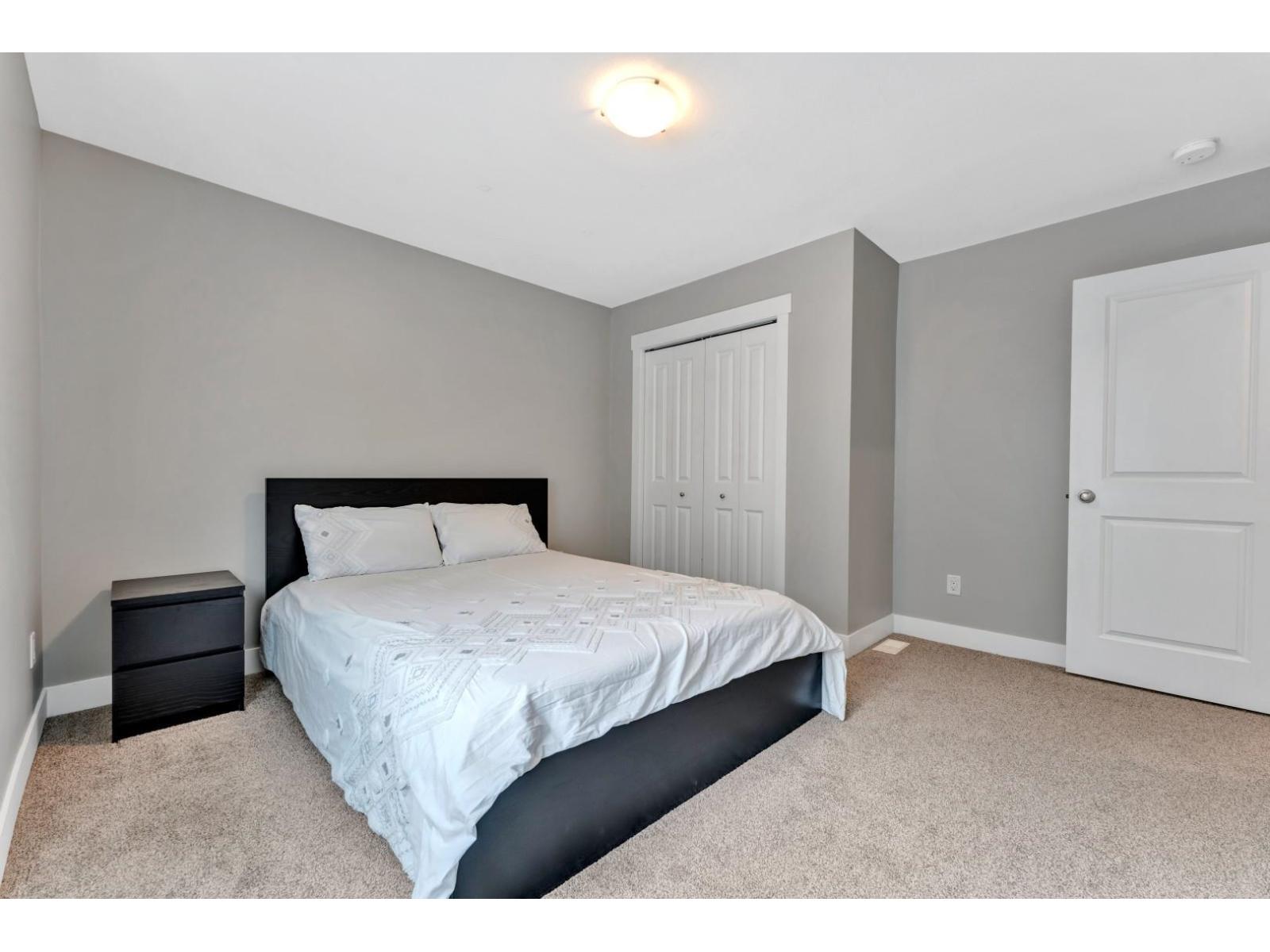 6185 Rexford Drive Property Photo 27