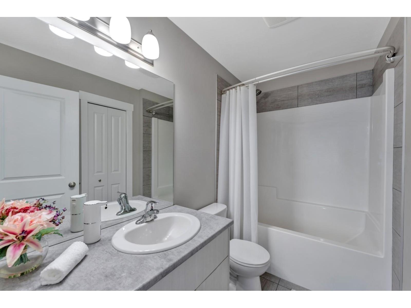 6185 Rexford Drive Property Photo 29