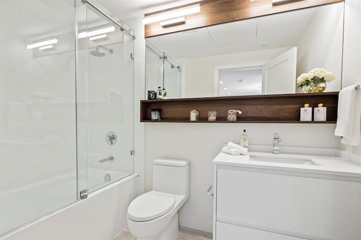 807 1526 Finlay Street Property Photo 10