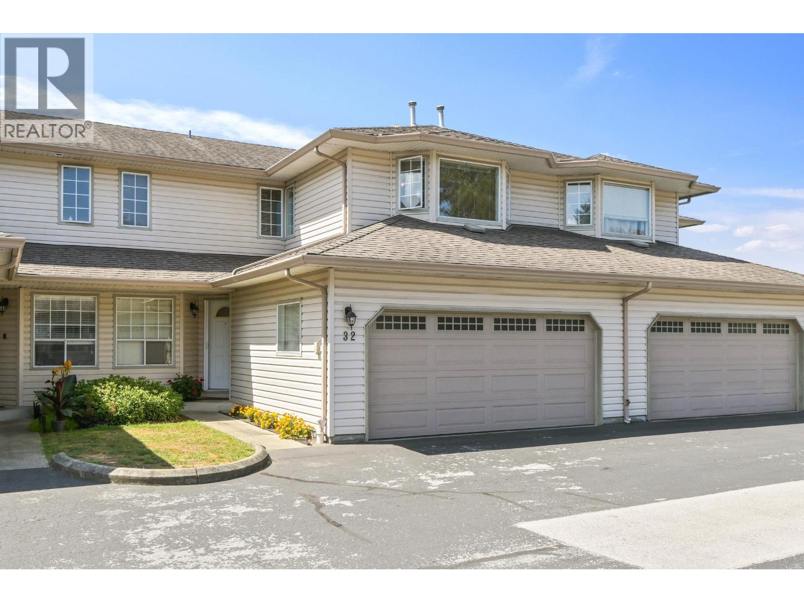 32 12268 189a Street Property Photo 1