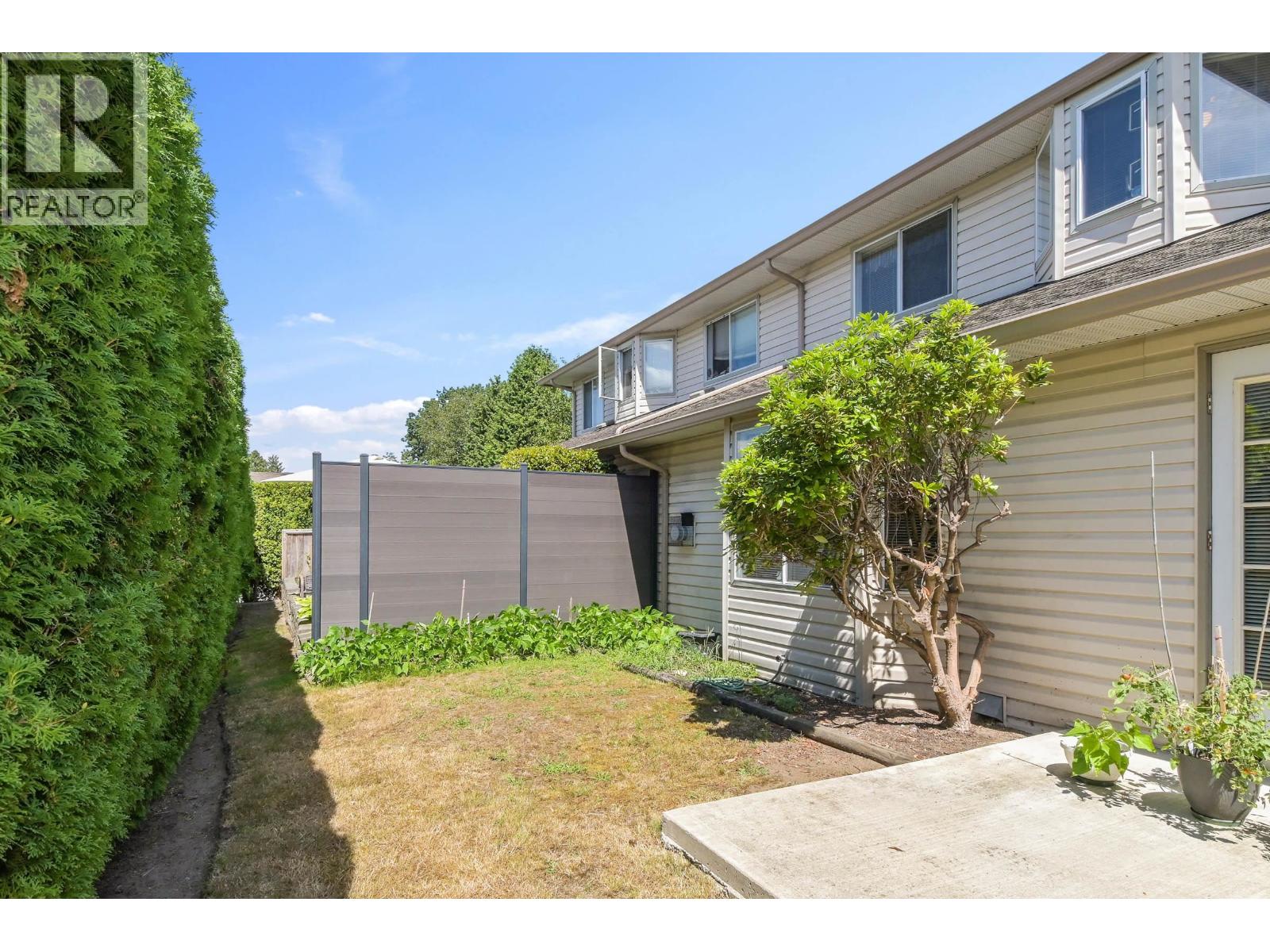 32 12268 189a Street Property Photo 3
