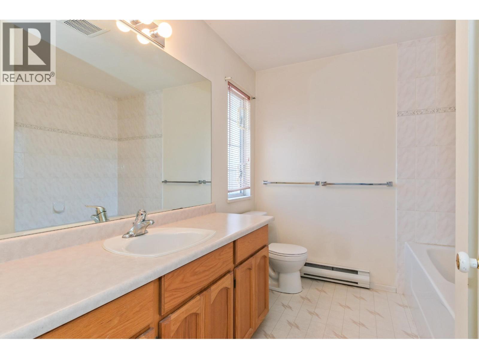 32 12268 189a Street Property Photo 20