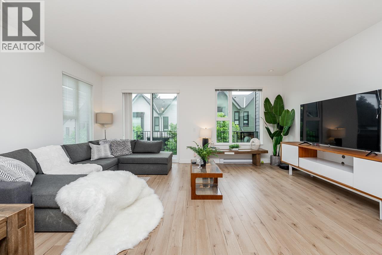 13 1228 HUDSON STREET Property Photo 1