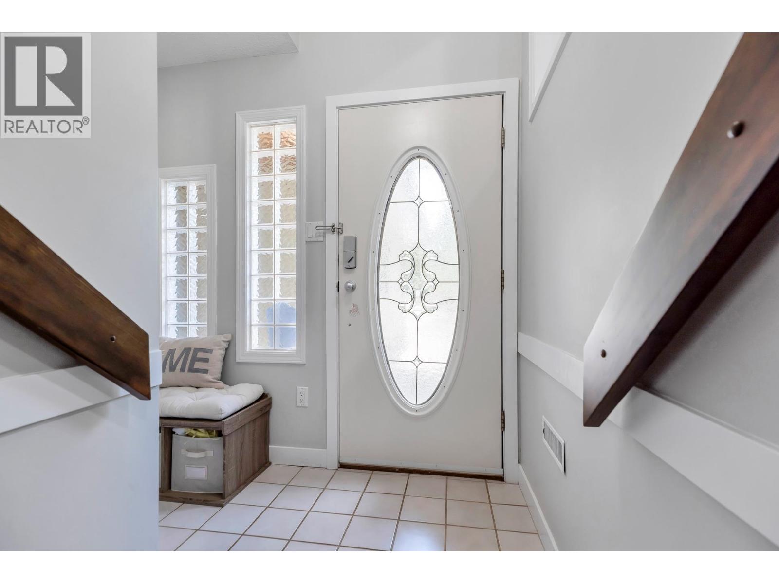21652 121 Avenue Property Photo 2