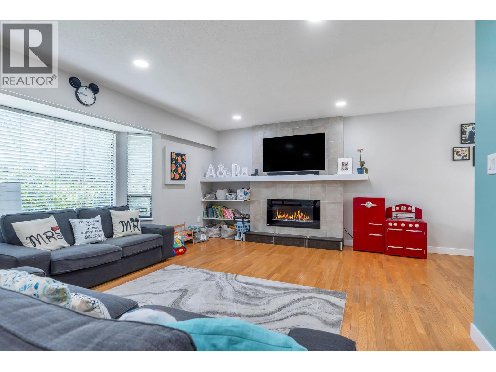 21652 121 Avenue Property Photo 3