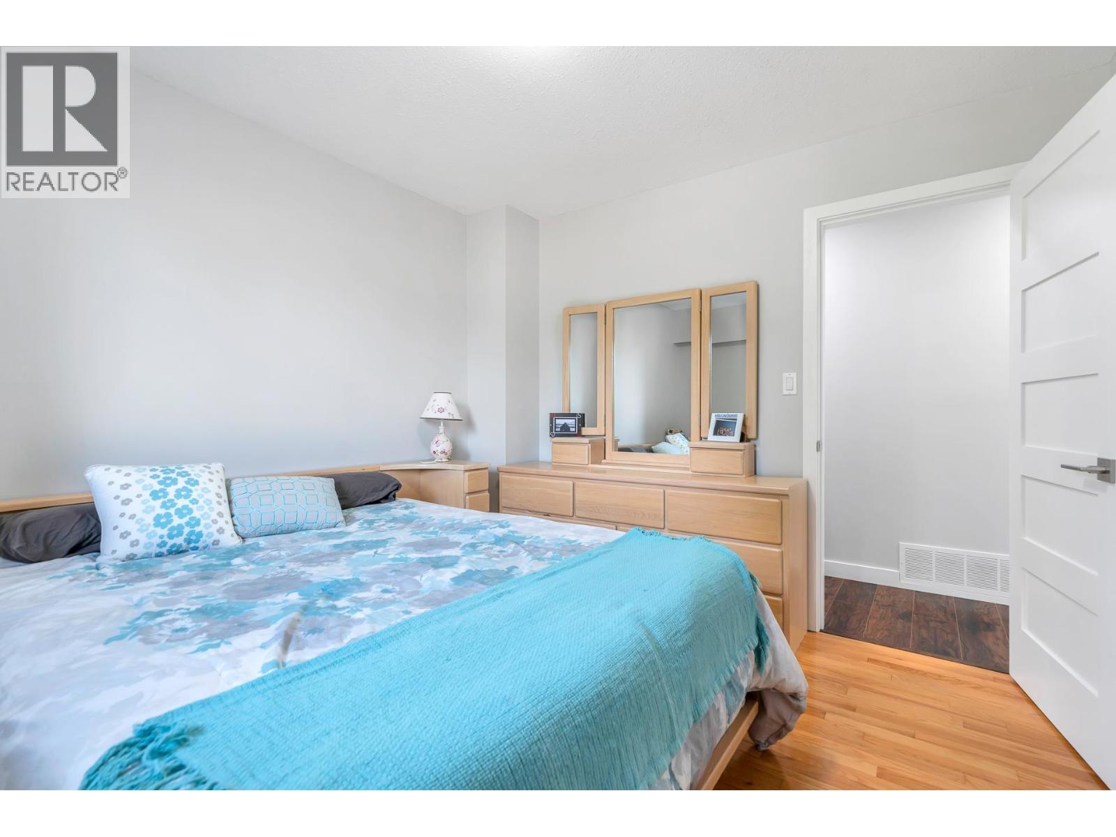 21652 121 Avenue Property Photo 7