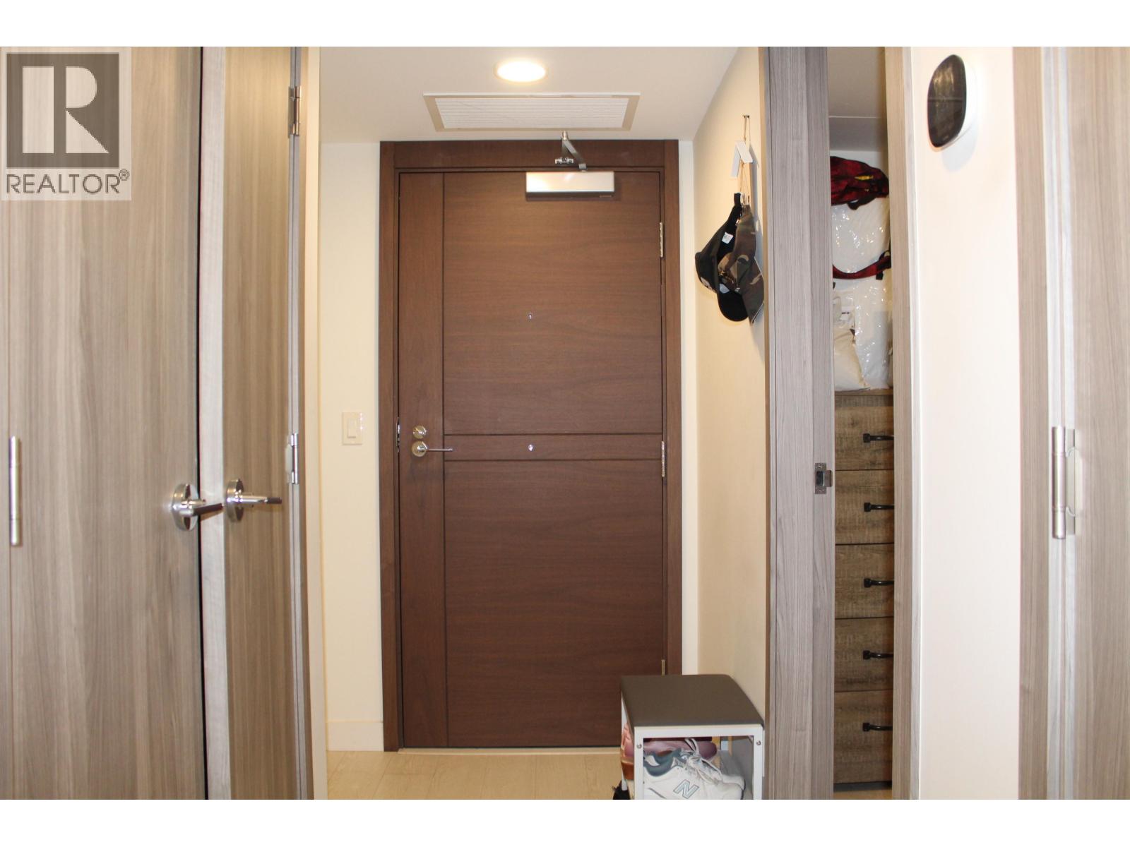 508 8800 Hazelbridge Way Property Photo 2