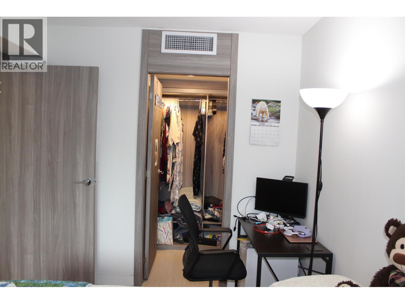 508 8800 Hazelbridge Way Property Photo 11