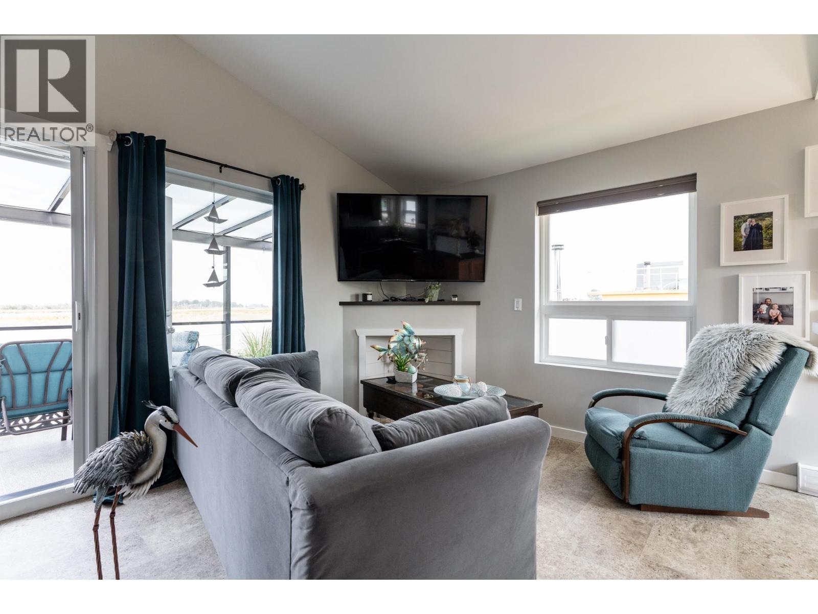 14 3871 W River Road Road Property Photo 17
