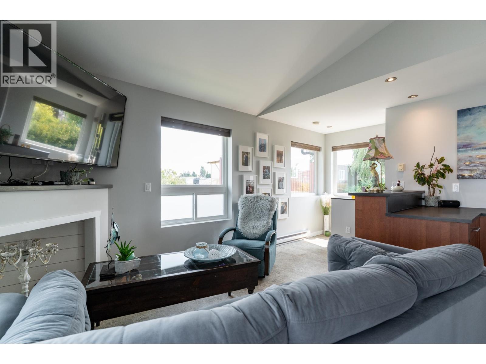 14 3871 W River Road Road Property Photo 18