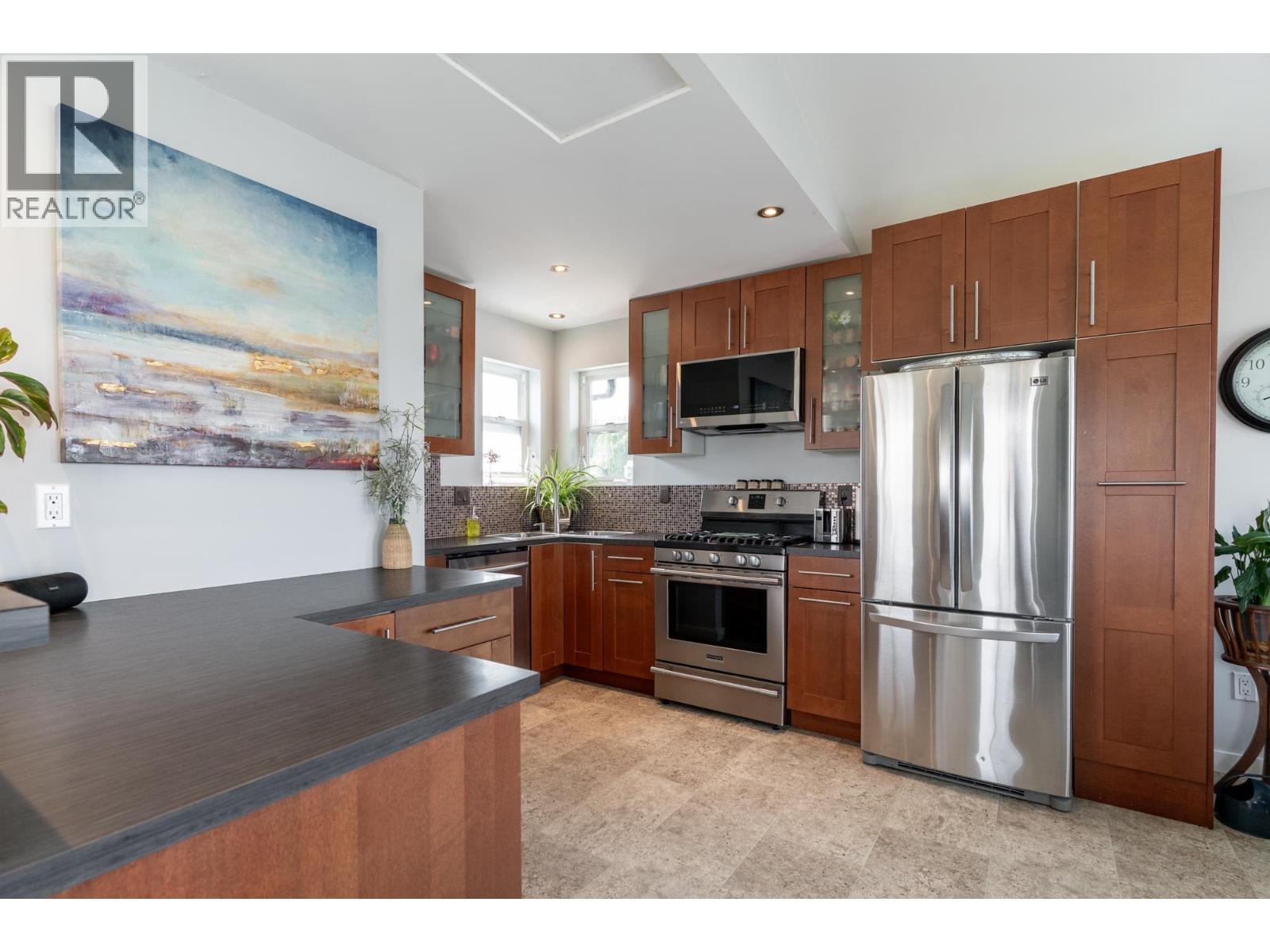 14 3871 W River Road Road Property Photo 19