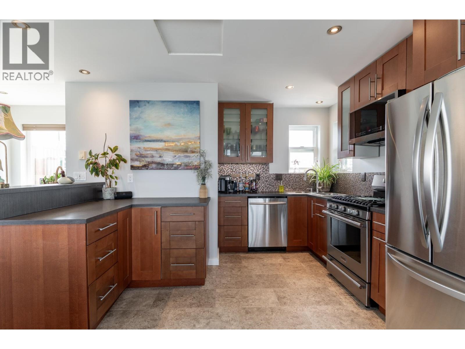 14 3871 W River Road Road Property Photo 20