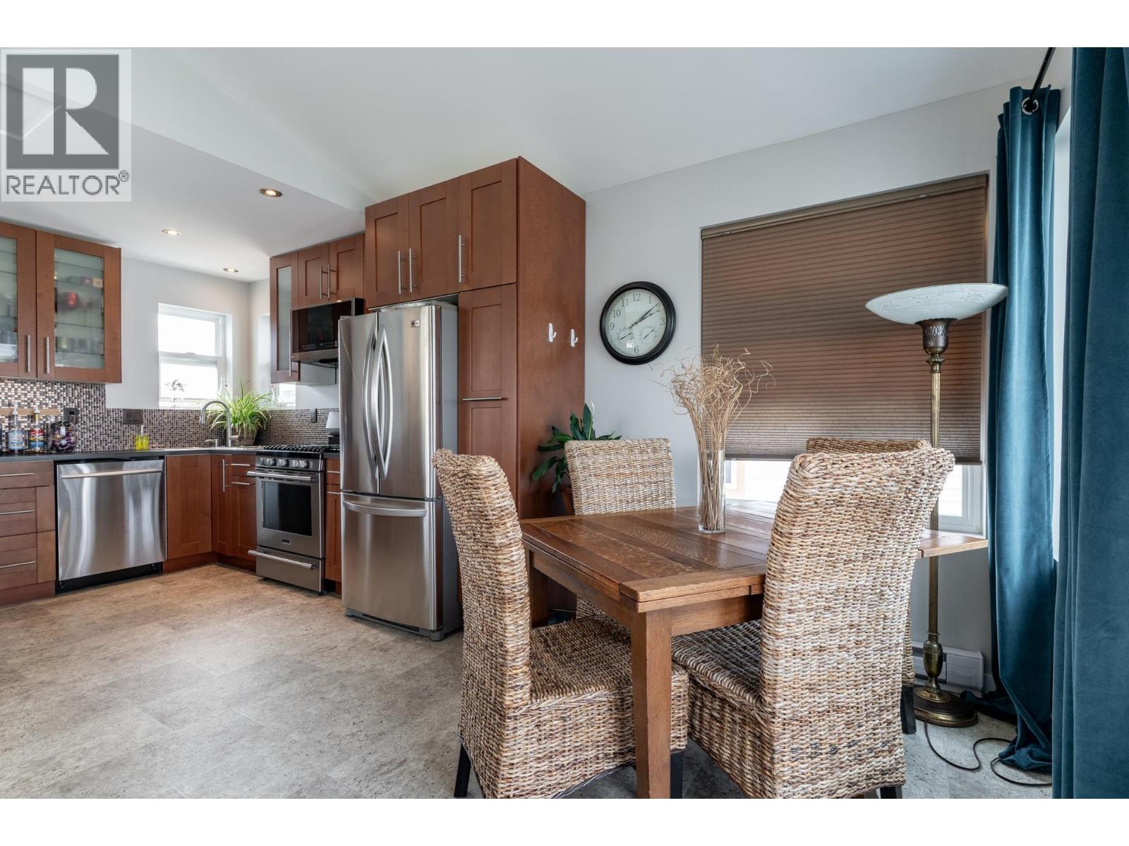 14 3871 W River Road Road Property Photo 24
