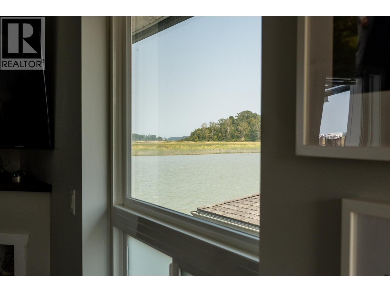 14 3871 W River Road Road Property Photo 27