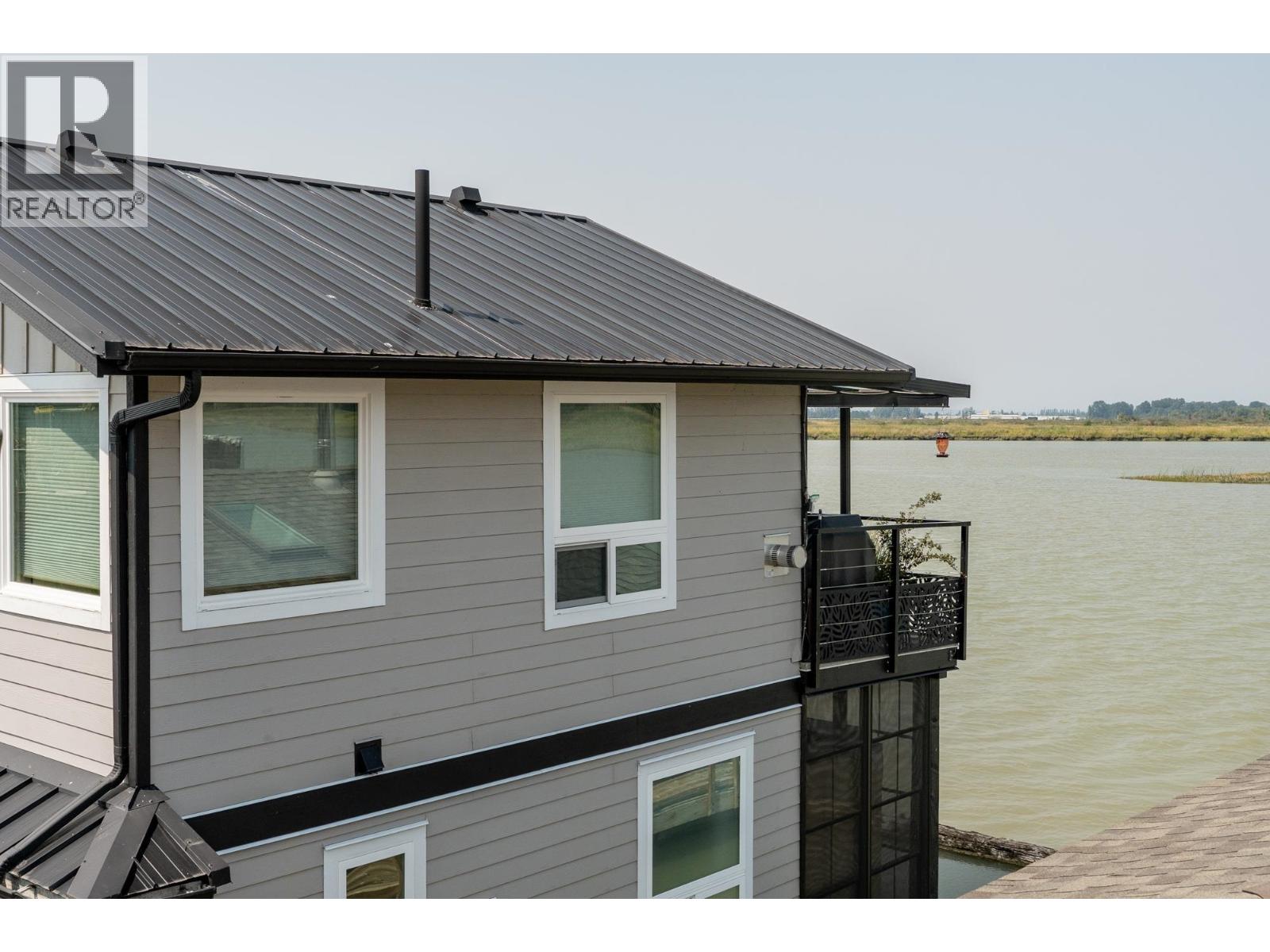 14 3871 W River Road Road Property Photo 36