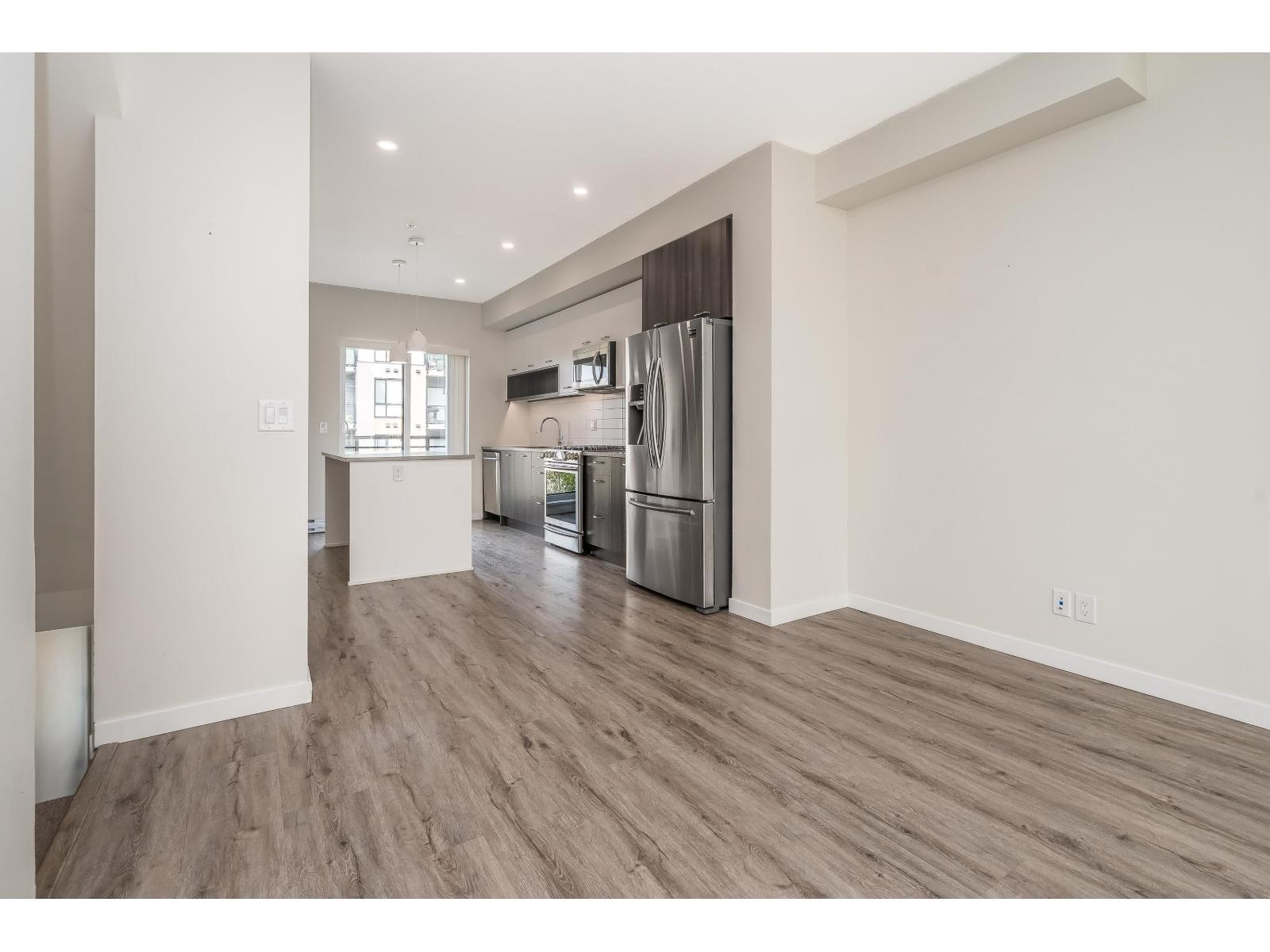 15 20087 68 Avenue Property Photo 12
